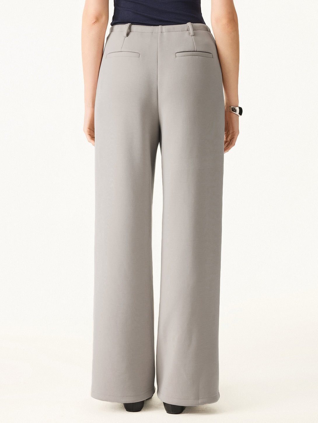 Flexible Mid Rise Straight Leg Pants with Pockets
