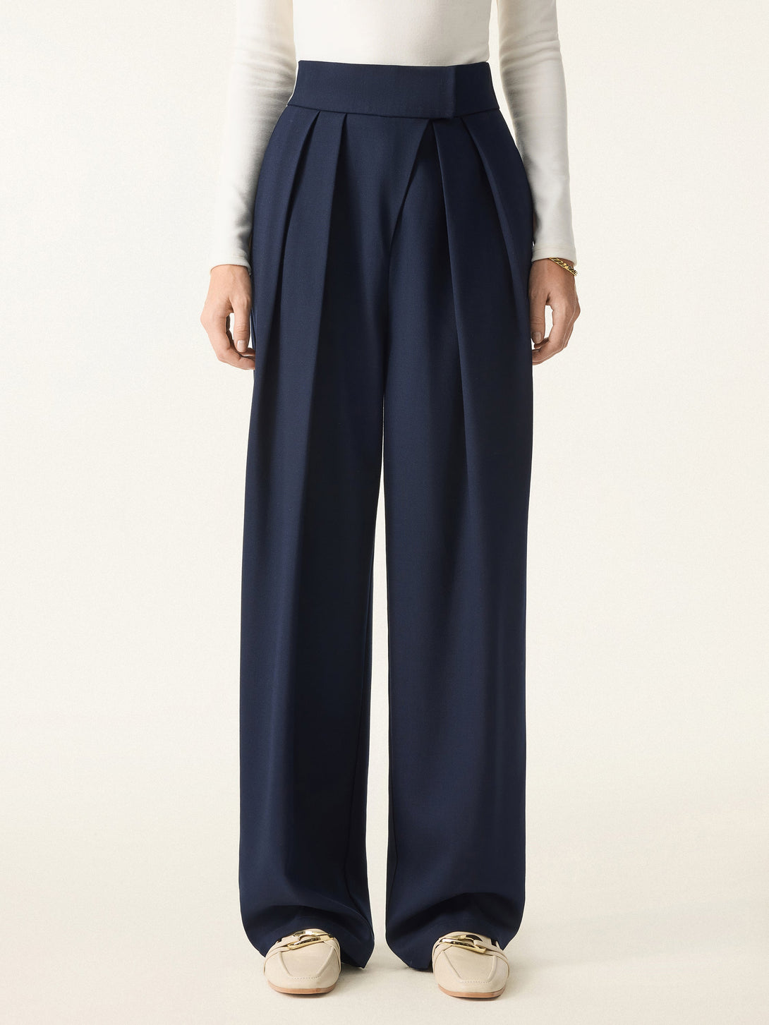High Rise Pegged Leg Trousers with Pockets