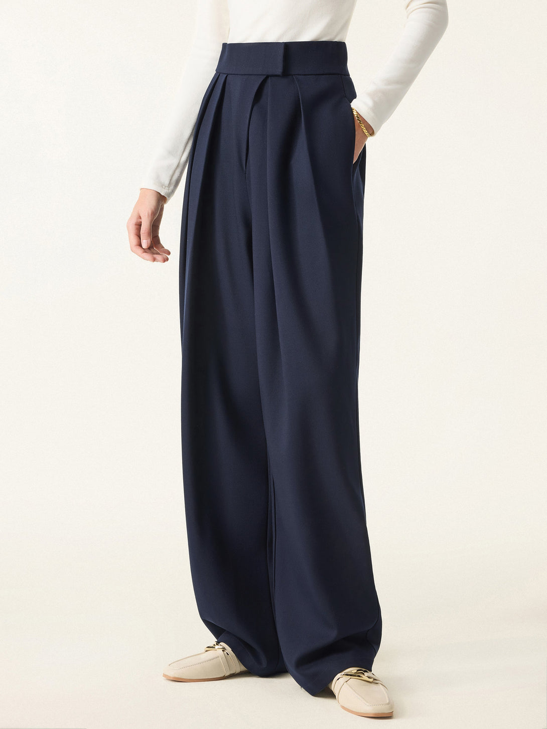High Rise Pegged Leg Trousers with Pockets