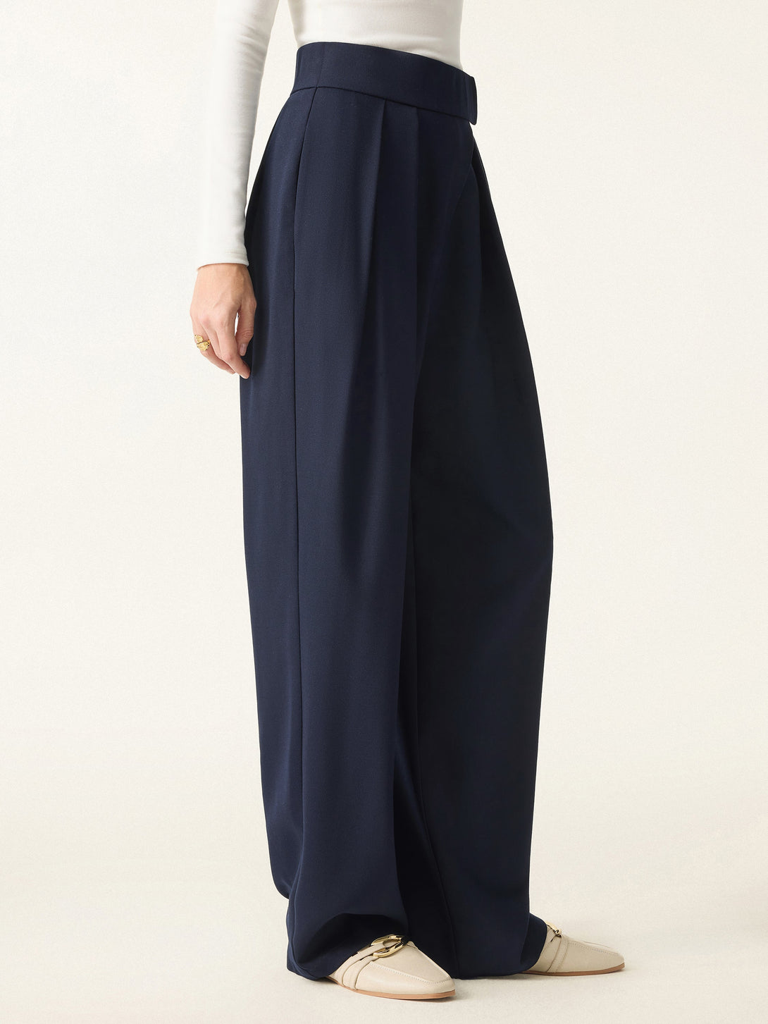High Rise Pegged Leg Trousers with Pockets