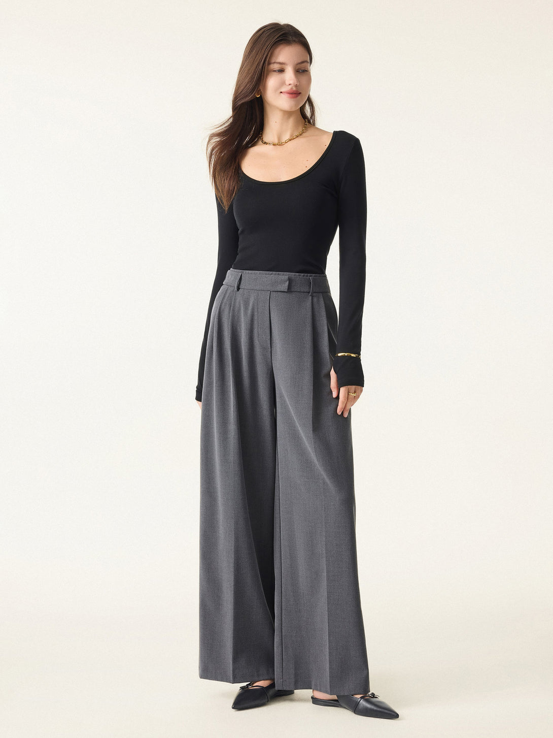 Double-Pleated Mid Rise Wide Leg Trousers