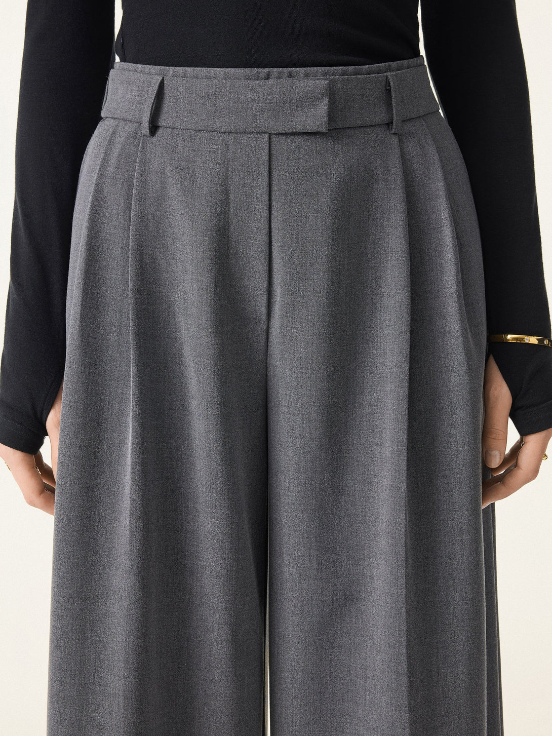 Double-Pleated Mid Rise Wide Leg Trousers