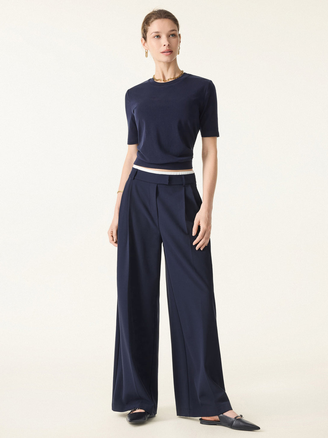 Double-Pleated Mid Rise Wide Leg Trousers