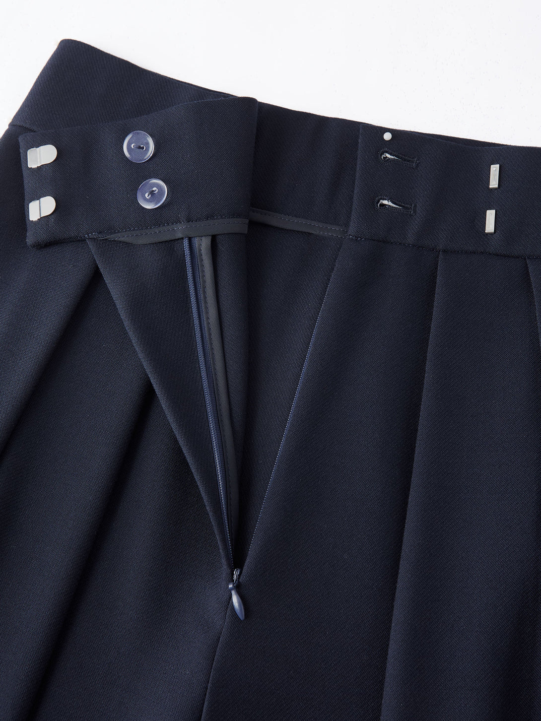 High Rise Pegged Leg Trousers with Pockets
