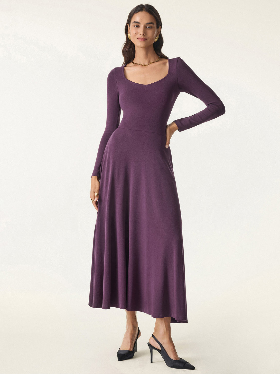 LiteWarm Flowy Diamond Neck Maxi Brami Dress with Pockets