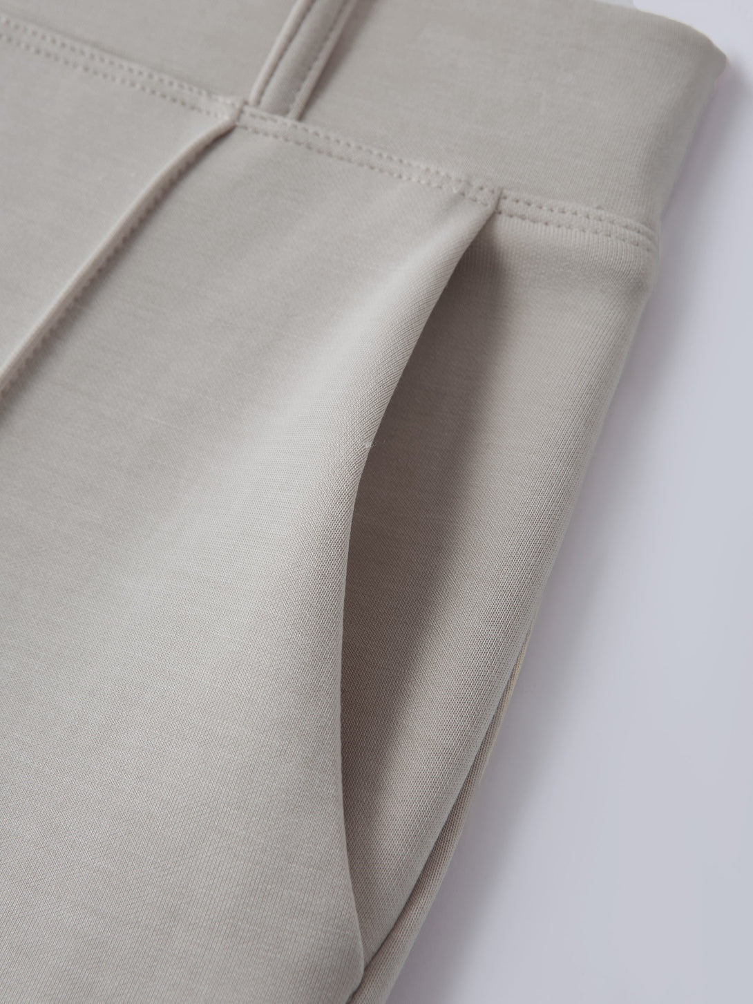 Wrinkle-Resistant Mid Rise Straight Leg Pants with Pockets