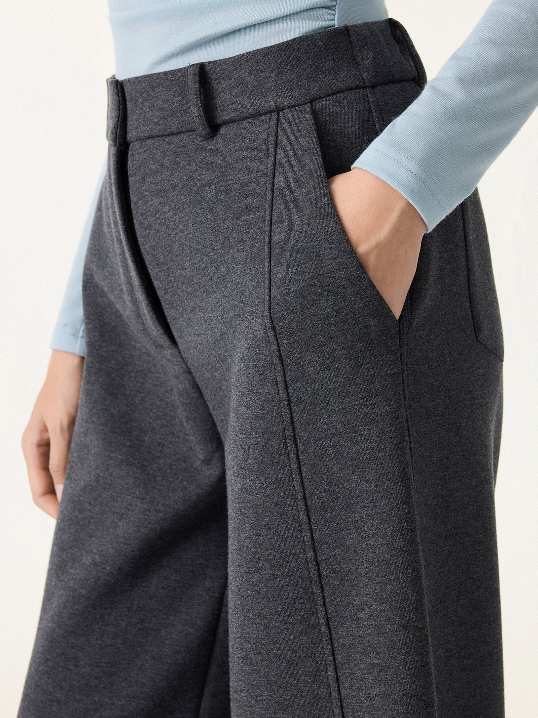 Stretch Mid Rise Barrel Leg Knit Pants with Pockets