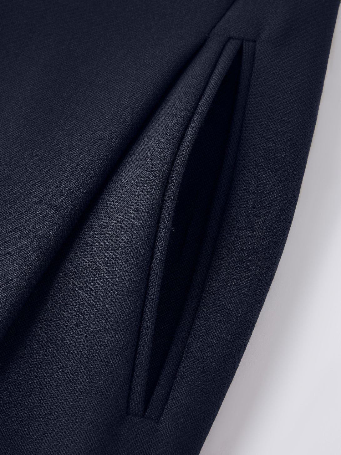 4-Way Stretch Mid Rise Cropped Tapered Trousers with Pockets