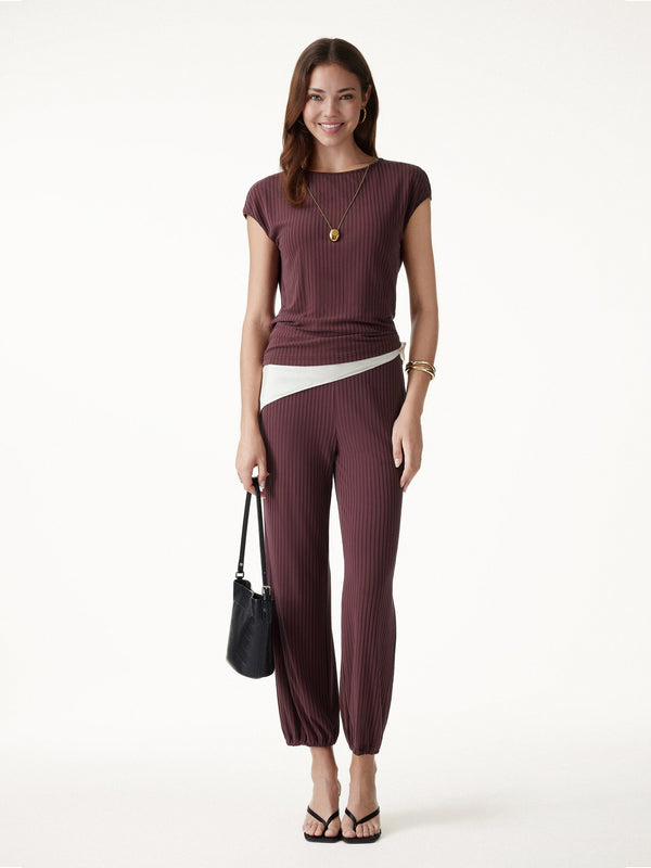 OGLmove 2Pcs Set Wrinkle-Free Cap Sleeve Top & Mid-Rise Cropped Pants Ruby Berry XS