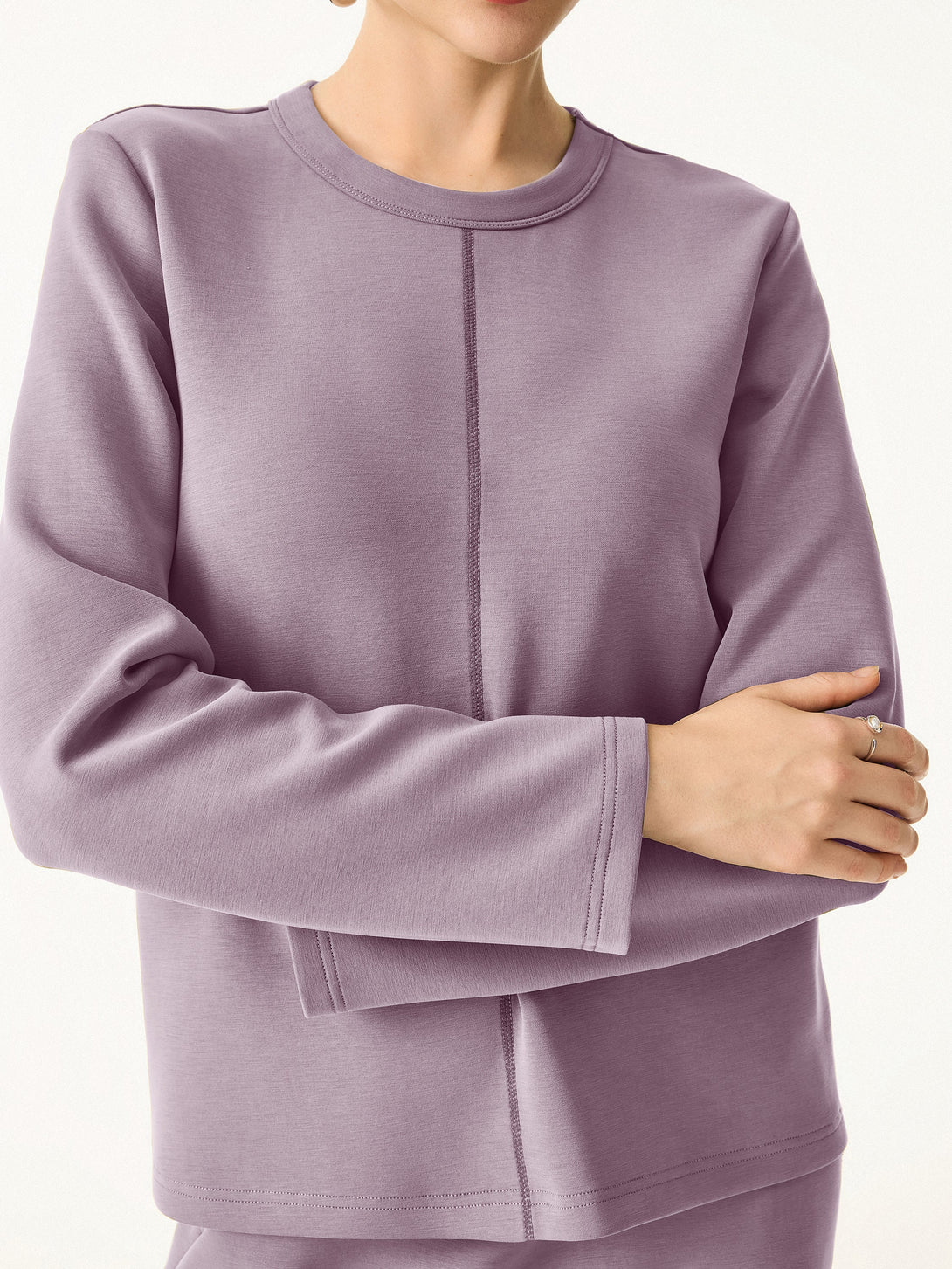 Essential Crew Neck Long Sleeve Pullover Shirt