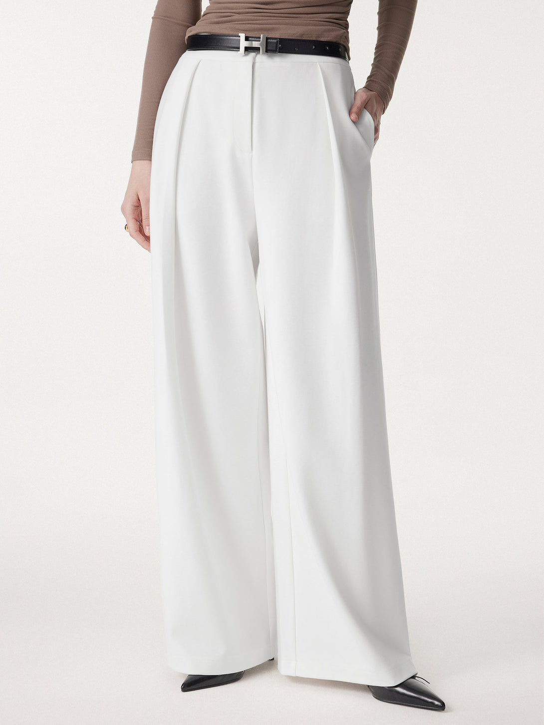 2Pcs Set High Tie Neck Brami Tank & Non-sheer Mid Rise Trouser with Pockets